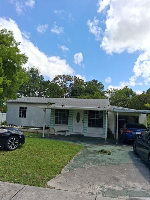1438 Nw 99th St, Miami, FL, 33147-1812 | Card Image