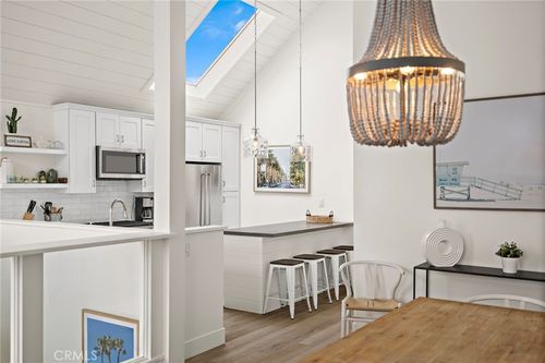 2-207 40th St, Newport Beach, CA, 92663-1526 | Card Image