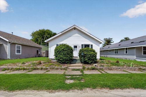 1050 W Mcclurg Street, Frankfort, IN, 46041-1580 | Card Image