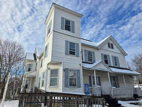 292 West St, Pittsfield, MA, 01201-5769 | Card Image