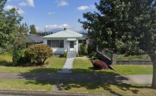 3167 E 14th Ave, Vancouver, BC, V5M2J3 | Card Image