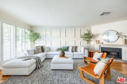 1519 Westholme Ave, Los Angeles, CA, 90024-5815 | Card Image