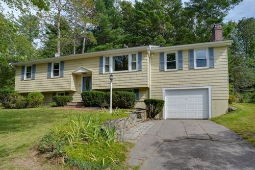 35 Jerrold St, Holliston, MA, 01746-1594 | Card Image