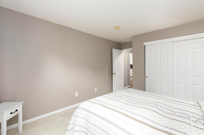 1448 Sedgefield Dr, Condo with 2 bedrooms, 3 bathrooms and null parking in New Albany OH | Image 24
