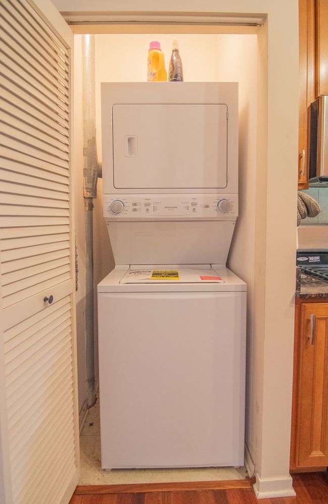 UNIT-304 - 2951 Clybourn Ave, Condo with 2 bedrooms, 1 bathrooms and 1 parking in CHICAGO IL | Image 15