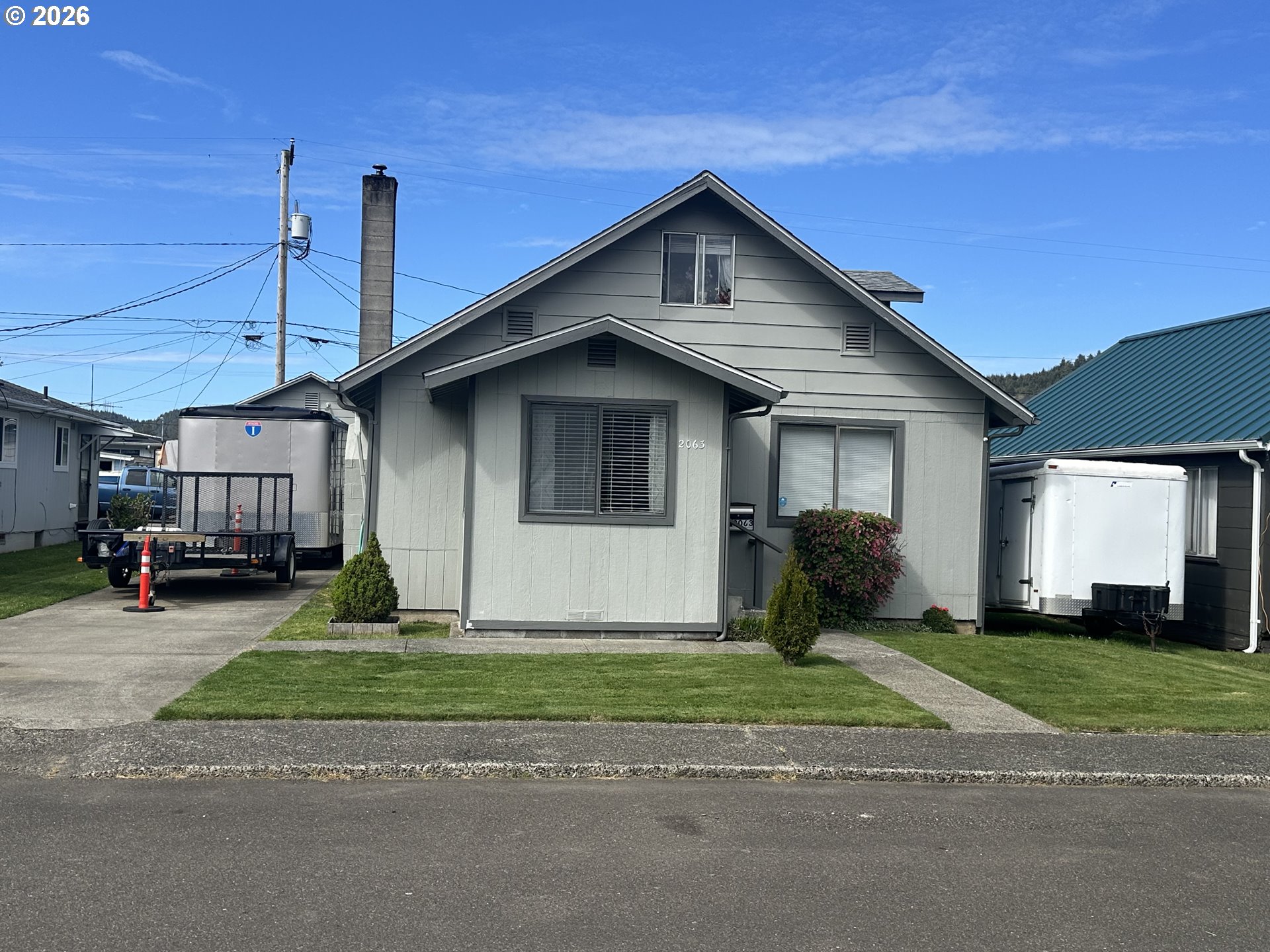 Residential in Reedsport