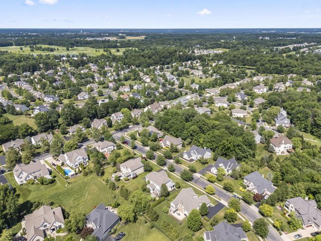 2608 Pointewood Loop, House other with 5 bedrooms, 5 bathrooms and null parking in Galena OH | Image 101