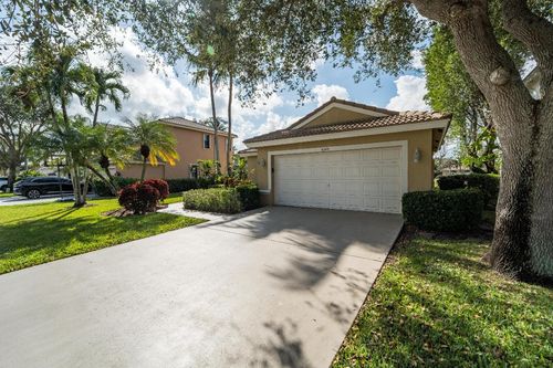 6243 Sand Hills Cir, Lake Worth, FL, 33463-8227 | Card Image