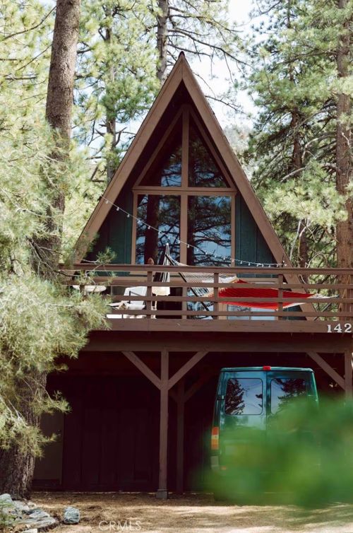 1421 Linden Dr, Pine Mountain Club, CA, 93222 | Card Image