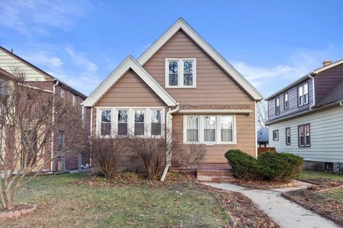 3260 N 50th St, Milwaukee, WI, 53216-3212 | Card Image