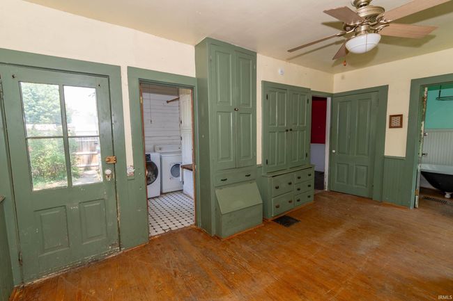 302 C St, Home with 5 bedrooms, 2 bathrooms and null parking in Laporte IN | Image 9