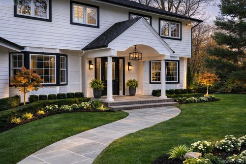 22 Peppermill Ln, Dix Hills, NY, 11746-5427 | Card Image