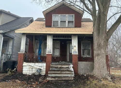 1233 Ashland St, Detroit, MI, 48215-2842 | Card Image