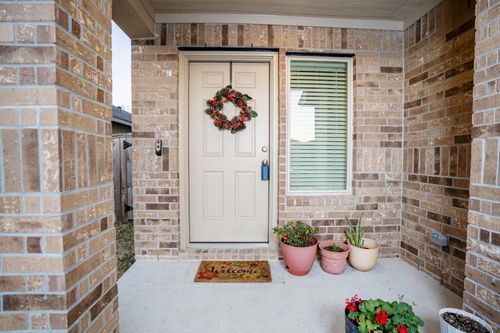 1511 Las Cuevas Dr, Conroe, TX, 77301-3399 | Card Image