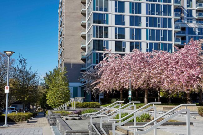 1609 - 8988 Patterson Road, Condo with 1 bedrooms, 1 bathrooms and 1 parking in Richmond BC | Image 12