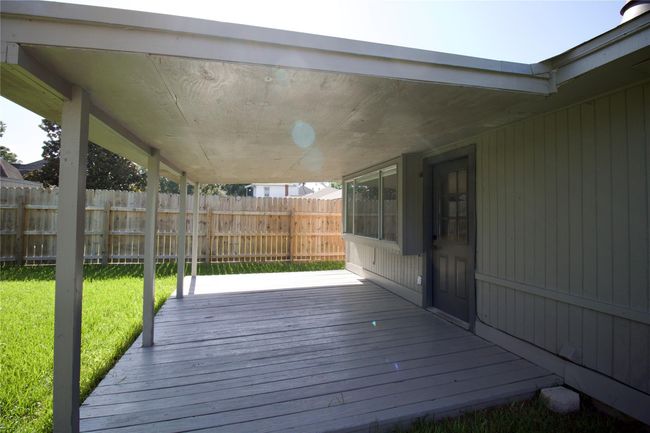 6022 Thom Rd, House other with 3 bedrooms, 2 bathrooms and 2 parking in Humble TX | Image 14