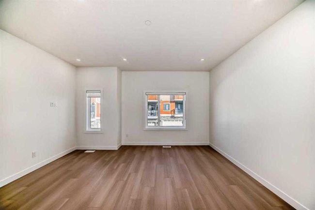 330 Sage Hill Cir Nw, Townhouse with 3 bedrooms, 2 bathrooms and 3 parking in Calgary AB | Image 48