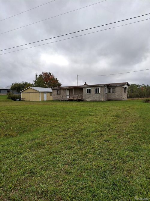 8596 Ross Rd, Cheboygan, MI, 49721-9568 | Card Image