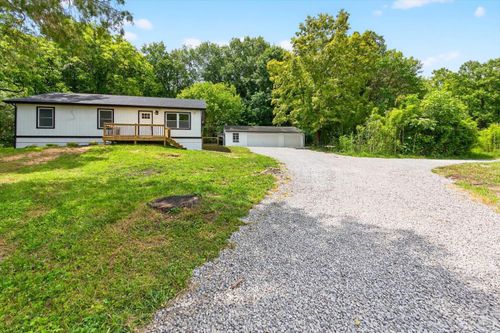5543 Stonelick Wms Cor Rd, Batavia, OH, 45103-9616 | Card Image