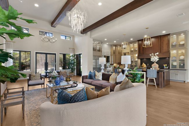 8170 Blue Oak, House other with 4 bedrooms, 5 bathrooms and null parking in Garden Ridge TX | Image 91
