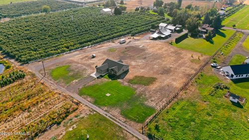 12312 Nelson Rd, Yakima, WA, 98903-9795 | Card Image