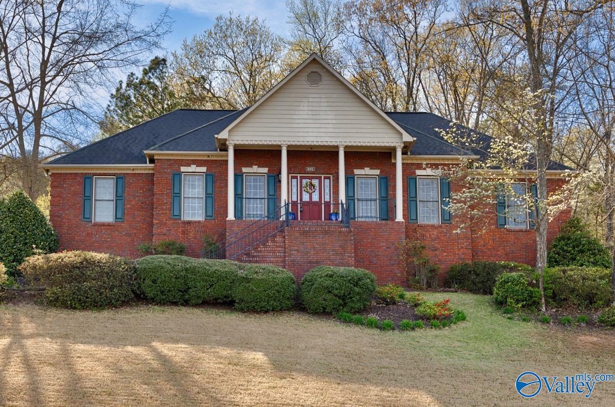 Mache Ln, Owens Cross Roads, AL 35763