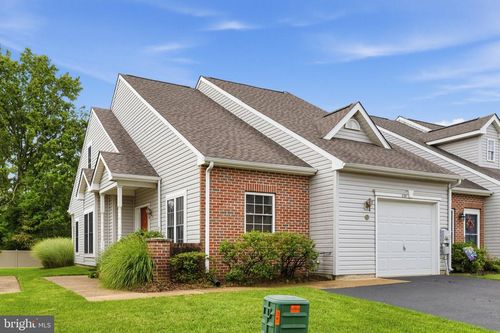 232 Gladstone Way, BEAR, DE, 19701-3516 | Card Image