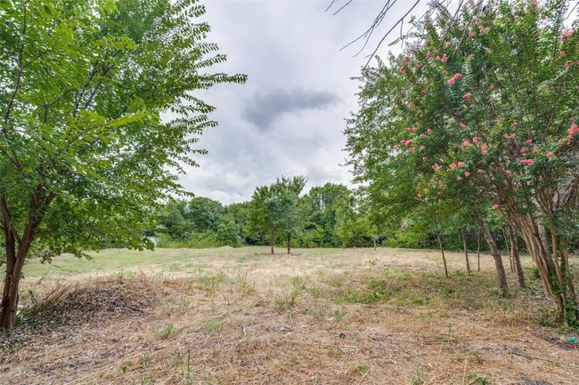 View of yard featuring a view of rural / pastoral area | Image 26