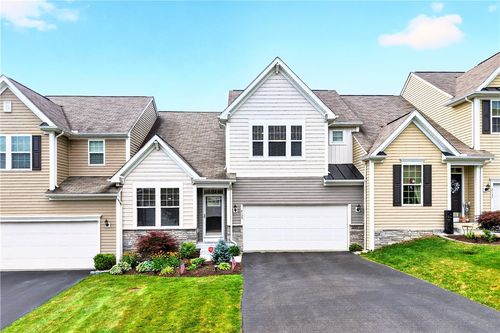 2135 Shawnee Dr, Washington, PA, 15301-5099 | Card Image