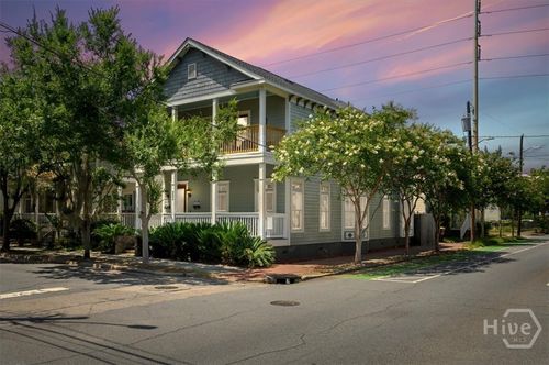 a-220 E 33rd St, Savannah, GA, 31401-7514 | Card Image