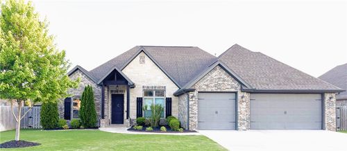 5603 Lakewood Drive, Rogers, AR, 72758 | Card Image