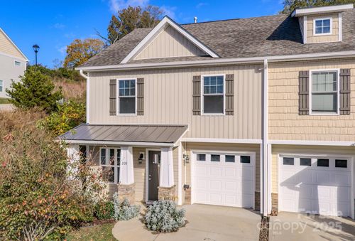 209 Stoney Point Way, Candler, NC, 28715-0318 | Card Image