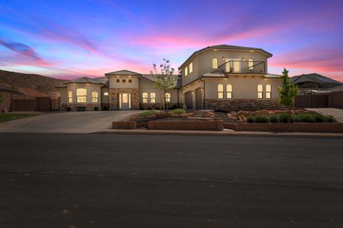 2927 S Majestic Court Dr, Washington, UT, 84780-2933 | Card Image