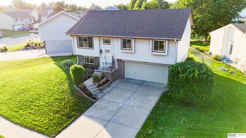 15018 Chalco Pointe Cir, Omaha, NE, 68138-3371 | Card Image