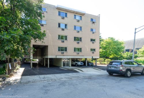 5f-4939 S Dorchester Ave, Chicago, IL, 60615-2977 | Card Image