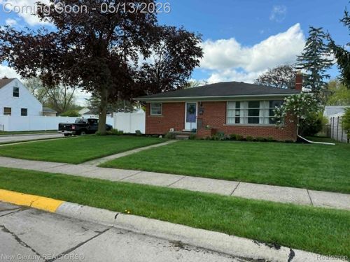 220 S Marias Ave, Clawson, MI, 48017-2612 | Card Image