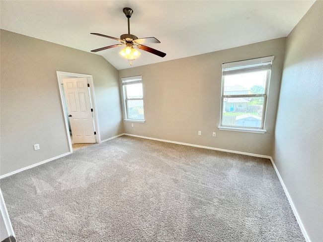Primary bedroom | Image 10