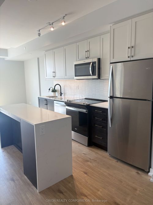 408-201 Brock Street S, Whitby, ON, L1N0P8 | Card Image