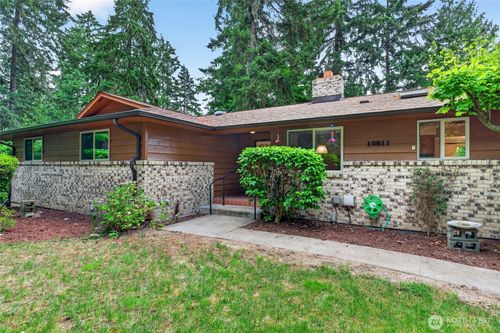 10511 Moller Dr Nw, Gig Harbor, WA, 98332-9592 | Card Image