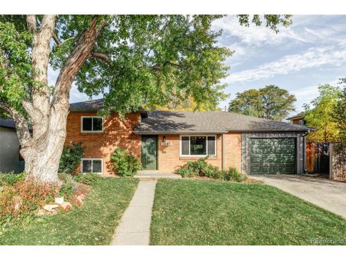 2088 S Winona Ct, Denver, CO, 80219-5039 | Card Image