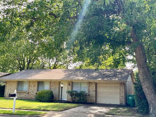 217 Bellaire Dr, Denton, TX, 76209-4801 | Card Image
