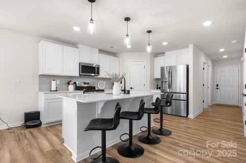 5201 Duck Ln, Catawba, NC, 28609-9542 | Card Image