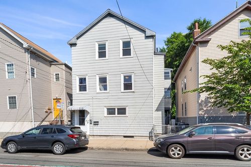 44 Warren St, Cambridge, MA, 02141-1015 | Card Image