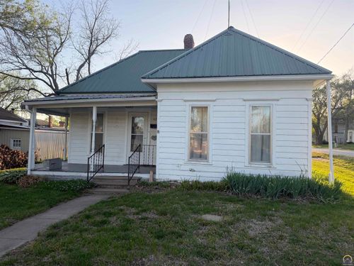 420 Commercial St, Havensville, KS, 66432-9551 | Card Image