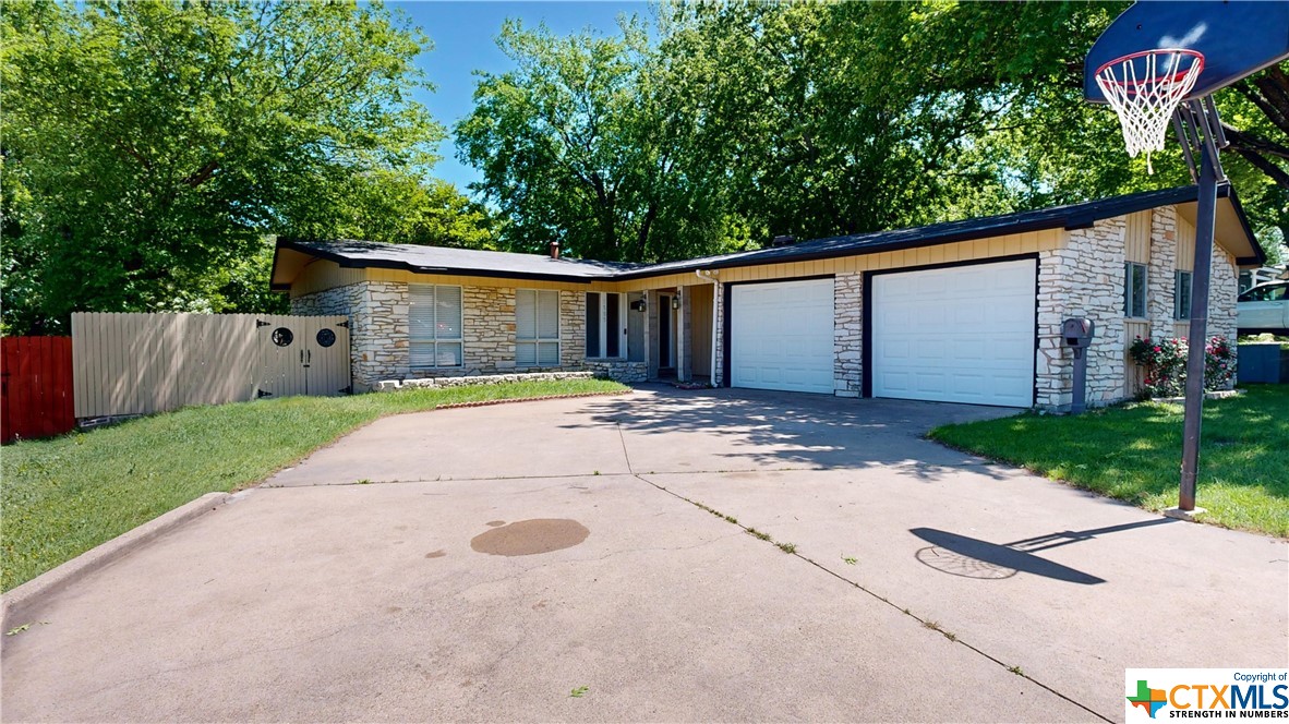 Chippendale Dr, Killeen, TX 76549