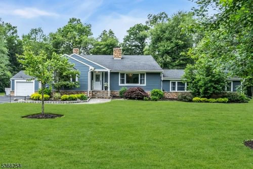 9 Spring Ln, Warren, NJ, 07059-5218 | Card Image