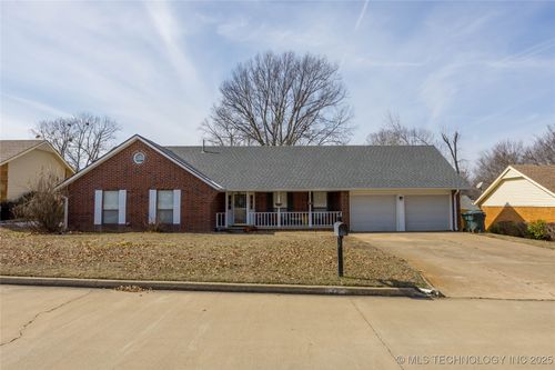 1203 N Miller Drive, Claremore, OK, 74017 | Card Image