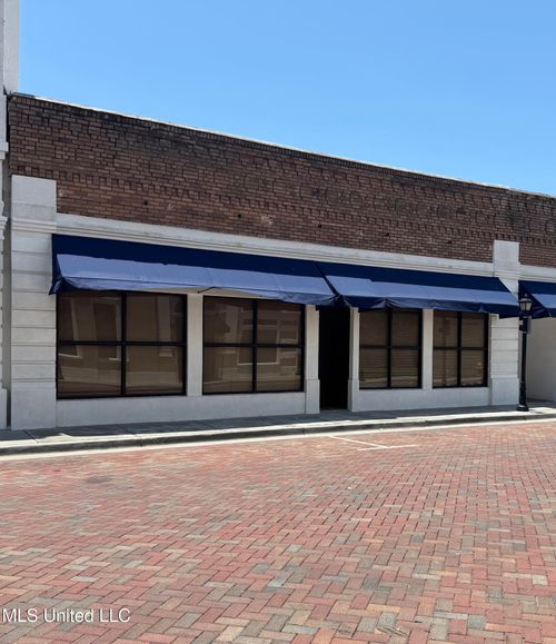 763 Howard Ave, Biloxi, MS, 39530-4305 | Card Image