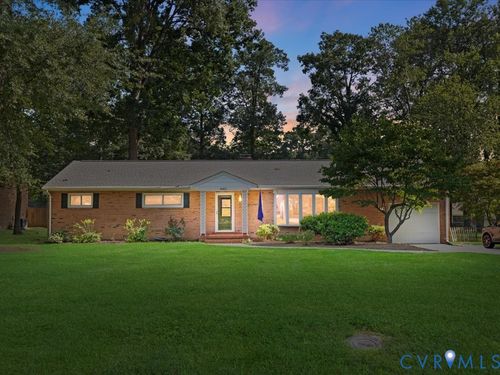 8302 Bronwood Rd, Henrico, VA, 23229-3245 | Card Image