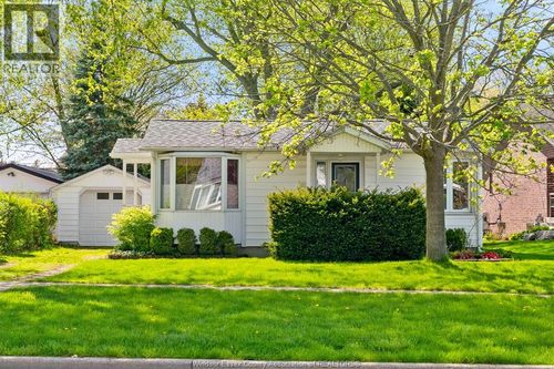 253 St Pierre St, Tecumseh, ON, N8N1Z1 | Card Image